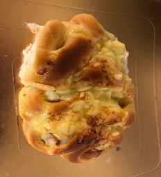 奶酪和嗡嗡面包