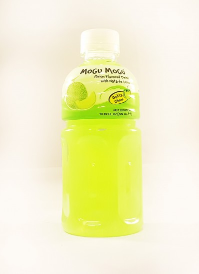 MOGU MOGU Melon Flavoured Drink with Nata de Coco 320ml